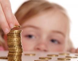 Місцеві бюджети Луганської  області отримали з державного бюджету субвенцію на виплату державної соціальної допомоги на дітей-сиріт та дітей, позбавлених батьківського піклування