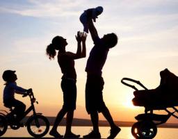 За останні роки на Луганщині 59 жінкам присвоєно звання України «Мати-героїня»