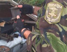 Фіскали Луганщини затримали партію товарів поблизу незаконної переправи
