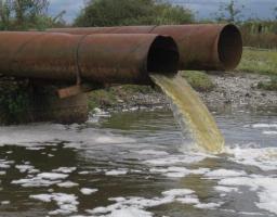 На тимчасово окупованій території Луганської області спостерігається гострий дефіцит питної води