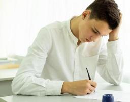 Онлайн-платформа iLearn безоплатно підготує вступників до НМТ-2023