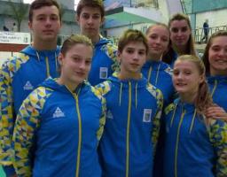 Наші стрибуни у воду привезли зі всеукраїнської першості 18 медалей та перше загальнокомандне місце 