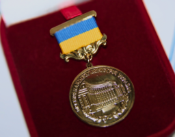 Двом представникам Луганщини присудили премію Уряду для молоді