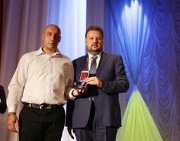 Сергій Філь нагородив обласними відзнаками кращих спортсменів Луганщини