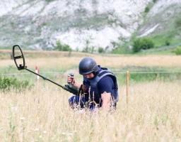 Піротехніками на Луганщині вилучено три одиниці вибухонебезпечних предметів 