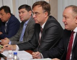 Працівники прокуратури зібралися для обговорення особливостей розслідування злочинів, вчинених на тимчасово окупованих територіях