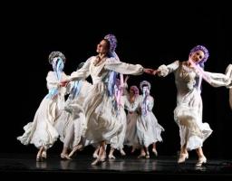 Київський ансамбль «Калина» виступить перед глядачами Луганщини