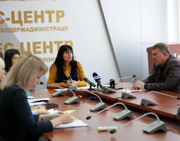 Вихованці дитсадків, учні 1-4 класів та пільговики повністю забезпечені безоплатним гарячим харчуванням, – брифінг