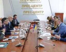 Стратегічне партнерство Україна-Канада та його регіональний вимір, – в облдержадміністрації відбулася зустріч з Надзвичайним і Повноважним Послом Канади в Україні Романом Ващуком