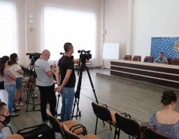 В області діють 4 центри масової вакцинації від COVID-19. Нові – у Сватовому та Новоайдарі. Усі вони працюватимуть щоденно, – брифінг