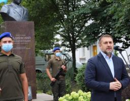 «Місто вільне – живіть спокійно! Колись ми скажемо ці слова й у Луганську», – Сергій Гайдай привітав сєвєродончан з 7-ю річницею визволення міста від незаконних збройних формувань