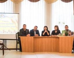 Луганська обласна федерація кікбоксингу WAKO подарувала бібліотекам 11 тисяч книг