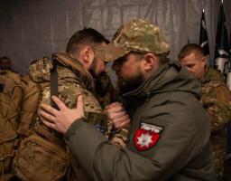 Бійцям бригади «Лють» вручили державні нагороди