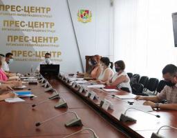 Питання легалізації заробітної плати і офіційного працевлаштування на контролі керівництва облдержадміністрації