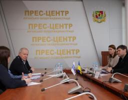 Безпекові та гуманітарні питання обговорені з представниками СММ ОБСЄ