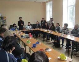 У Білокуракинському районі центр зайнятості та соціальні служби зустрілися із усиновителями, опікунами та прийомними батьками