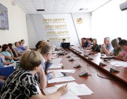 В облдержадміністрації розглянуто стан погашення боргу  із заробітної плати та страхових внесків до Пенсійного фонду