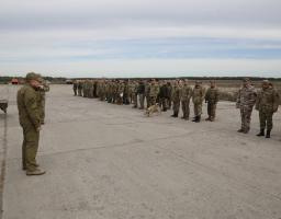 Юрій Гарбуз привітав з Днем захисника України військовослужбовців 93-ої окремої гвардійської механізованої Харківської бригади