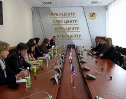 Сергій Гайдай розповів послам країн «Великої сімки» та ЄС про перспективи розвитку Луганської області