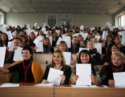 Мова єднає: Всеукраїнський диктант національної єдності відбувся!