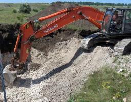 Розпочато будівництво опор для повітряних ліній електропідстанції у Кремінній