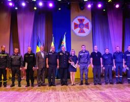 У Сєвєродонецьку привітали рятівників Луганщини 