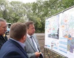 На Луганщині більше не будуть «закатувати мільйони в асфальт», – Віталій Комарницький особисто перевіряє стан доріг та якість ремонтних робіт