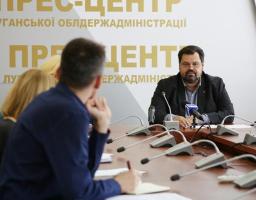 Працевлаштовані понад 50 % громадян, які цьогоріч звернулися до центрів зайнятості області, – брифінг