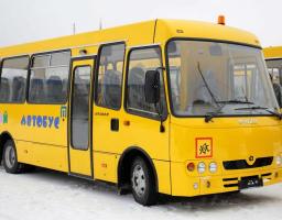 Для безпечного підвезення учнів до шкіл області потрібно визначитись з найкритичнішими дорогами. Почнемо ремонт з них, – Сергій Гайдай