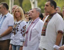 Вітаю всіх, у кого в серці живе український Прапор, – Юрій Гарбуз