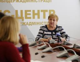 В області влаштовано у сім’ї 86 % дітей-сиріт та позбавлених батьківського піклування, – брифінг