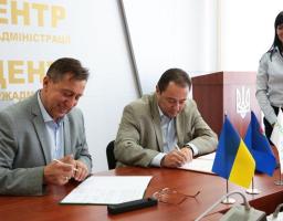 Віталій Комарницький підписав Меморандум про співробітництво з Дипломатичною академією України