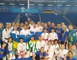 Сім нагород світової першості здобули каратисти Луганщини 