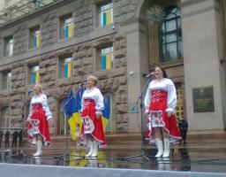 Новайдарські артисти виступили на сценічних майданчиках Хрещатика