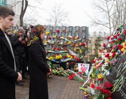 Марина Порошенко вшанувала пам’ять Героїв Небесної Сотні