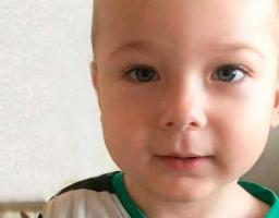 Маленький Нікіта Крижний потребує найдорожчого препарату у світі: батьки благають про допомогу