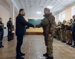 15 рятувальників та 15 поліцейських з Луганщини відзначено відомчими нагородами МВС України