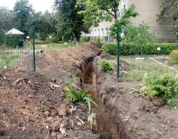 У Новотошківському Попаснянського району завершують роботи з повної заміни водогонів