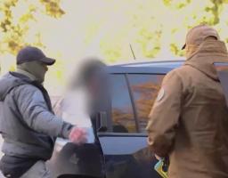 На підконтрольну територію повернули ветерана ЗСУ і діючого нацгвардійця – двох чоловіків, які були бранцям окупантів на Луганщині