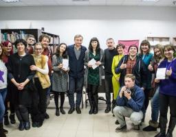 «Схід читає»: на Луганщині відбулись творчі зустрічі з сучасними українськими письменниками 