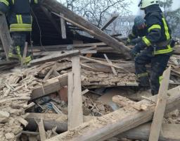 На лінії вогню: Попаснянський рятувальник розповів про роботу у напівоточеному місті