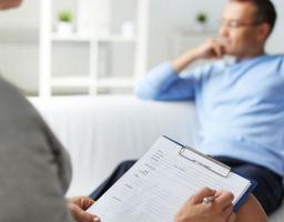 У хабі в Харкові безоплатно надаватимуть послуги перукар та психолог