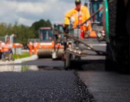 Робота з відновлення дорожних артерій області продовжується