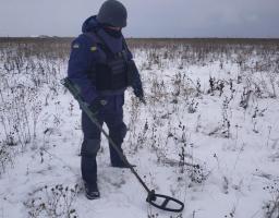 Піротехніками на Луганщині виявлено та вилучено 25 артилерійських снарядів 