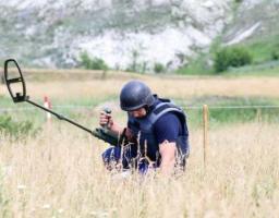 Піротехніками на Луганщині вилучено дві одиниці вибухонебезпечних предметів 