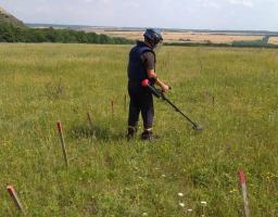 Піротехніками на Луганщині виявлено та вилучено 18 артилерійських снарядів