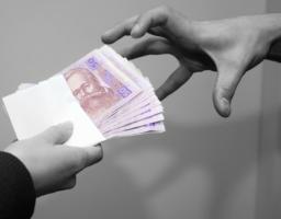 На Луганщині СБУ затримали на хабарі співробітника державної виконавчої служби