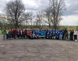 Мешканці Сіверськодонецької громади та волонтери розчистили територію під майбутній центр реабілітації