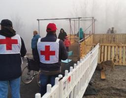 Єднаємо Луганщину: триває відбудова зруйнованого мосту 