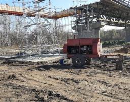 Єднаємо Луганщину: тривають роботи з відновлення зруйнованого мосту 